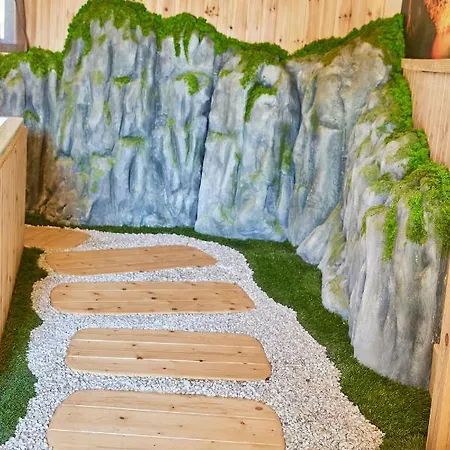 Rent Japaroom Guest house *